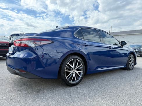 Used 2024 Toyota Camry XLE FWD image 8