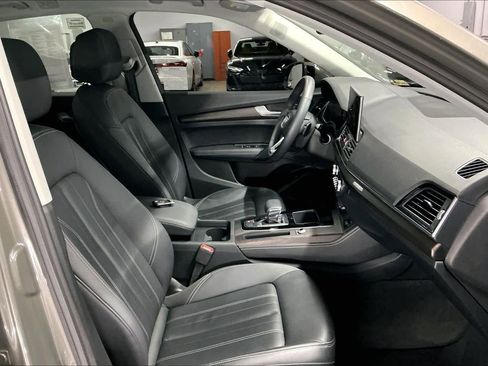 Used 2023 Audi Q5 2.0T Premium Plus w/ Premium Plus Package image 10