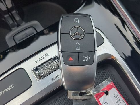 Certified 2024 Mercedes-Benz EQB 300 4MATIC image 25