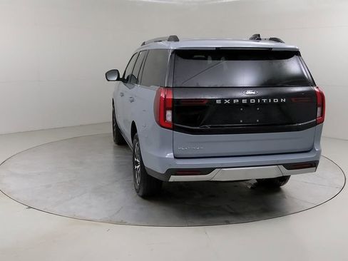 New 2025 Ford Expedition Platinum image 17