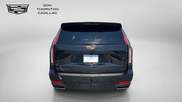 Certified 2024 Cadillac Escalade Premium Luxury AWD/4WD image 4