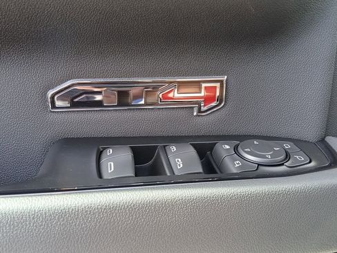 New 2026 GMC Sierra 1500 AT4 w/ AT4 Premium Package AWD/4WD image 22