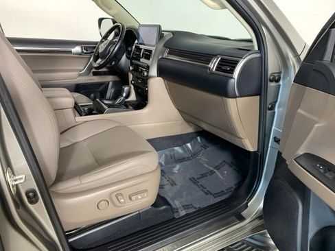 Used 2023 Lexus GX 460 Premium w/ Premium Plus Package AWD/4WD image 36