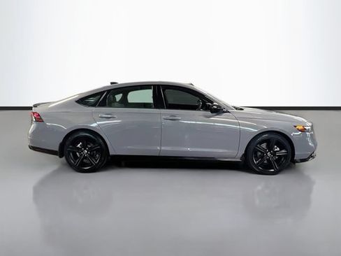 Used 2024 Honda Accord Sport image 8