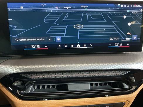 New 2026 BMW 330i Sedan w/ Premium Package image 11