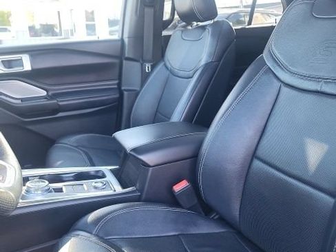 Used 2020 Ford Explorer ST w/ ST Street Pack AWD/4WD image 15