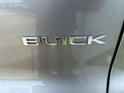 Used 2025 Buick Enclave Avenir w/ Super Cruise Package FWD image 36