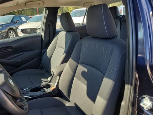 Used 2023 Toyota Corolla LE image 18
