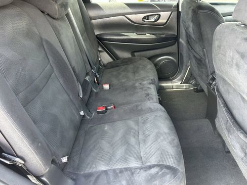 Used 2016 Nissan Rogue S FWD image 12