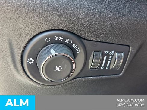 Used 2025 Jeep Compass Limited AWD/4WD image 28