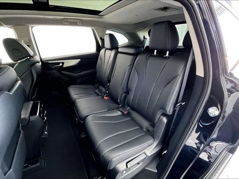 Certified 2025 Acura MDX FWD image 32