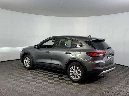 Used 2025 Ford Escape Active FWD image 8