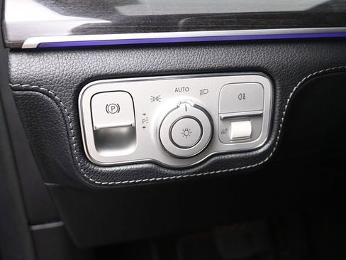 Used 2020 Mercedes-Benz GLE 350 4MATIC image 15