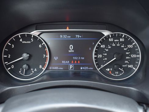 Used 2024 Nissan Altima 2.5 SV FWD image 28