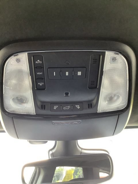 Used 2023 Dodge Durango R/T AWD/4WD image 30