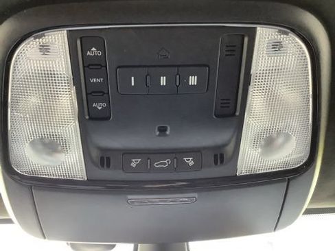Used 2023 Dodge Durango R/T AWD/4WD image 30