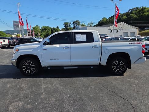 Used 2016 Toyota Tundra Limited w/ Limited Premium Package AWD/4WD image 7