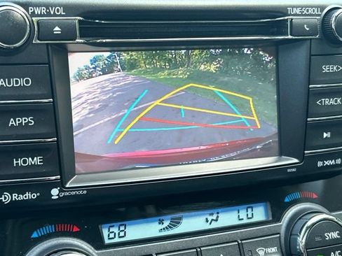 Used 2018 Toyota RAV4 Adventure AWD/4WD image 42