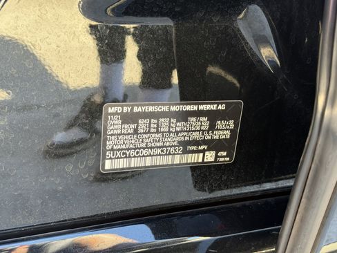 Used 2022 BMW X6 xDrive40i w/ M Sport Package image 23