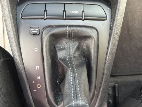 Used 2021 Kia Rio S FWD image 21