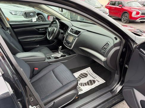 Used 2016 Nissan Altima 2.5 SV FWD image 16