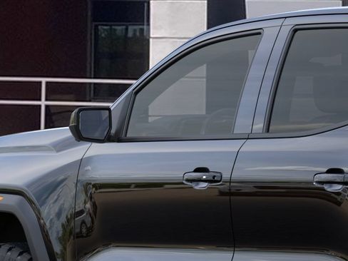New 2026 GMC Canyon Elevation w/ Convenience Package RWD image 12