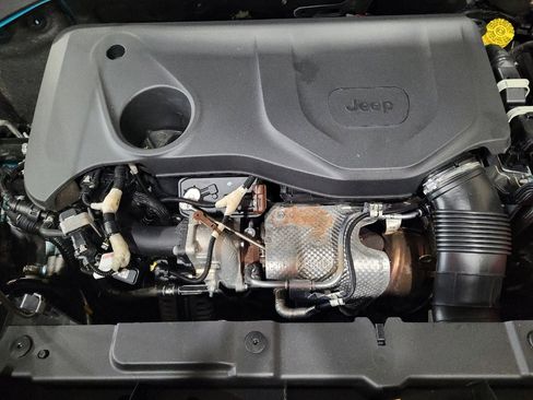 Used 2019 Jeep Renegade Altitude w/ Quick Order Package 22M image 30