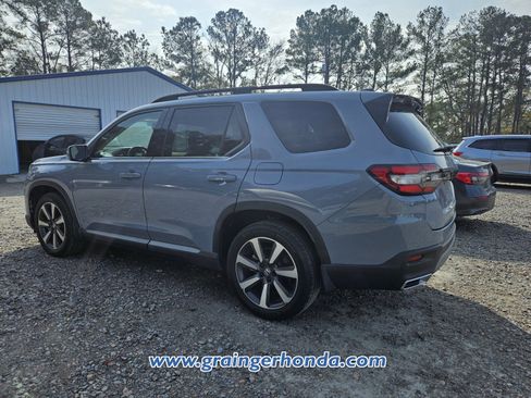 Certified 2023 Honda Pilot Touring image 10