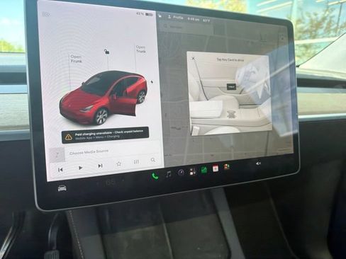 Used 2021 Tesla Model Y Long Range AWD/4WD image 29