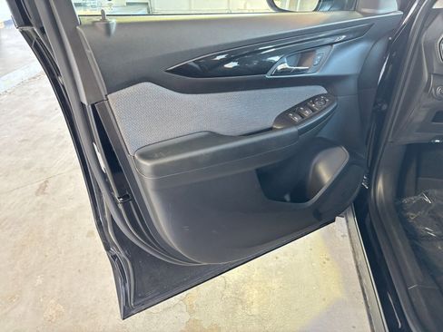 Used 2025 Chevrolet TrailBlazer LT FWD image 18