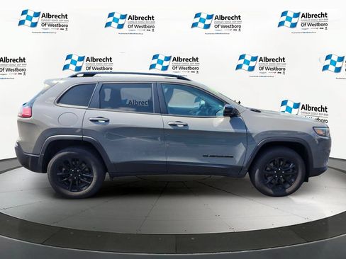 Used 2023 Jeep Cherokee Altitude Lux AWD/4WD image 6