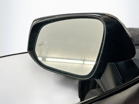 Used 2025 Toyota RAV4 XLE image 16