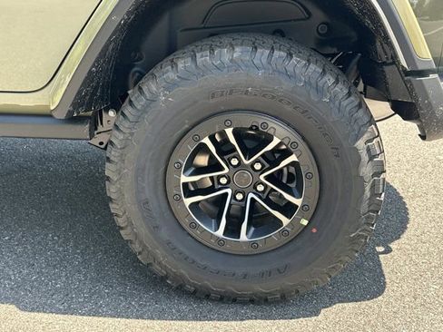 New 2026 Jeep Wrangler Unlimited Rubicon AWD/4WD image 18