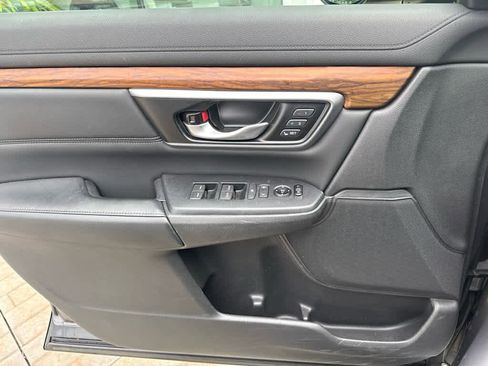 Used 2018 Honda CR-V EX-L image 17