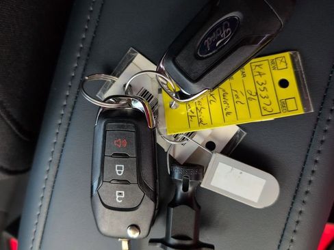 New 2026 Ford Maverick XL image 34