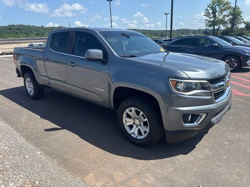 Used 2019 Chevrolet Colorado LT w/ LT Convenience Package RWD image 3
