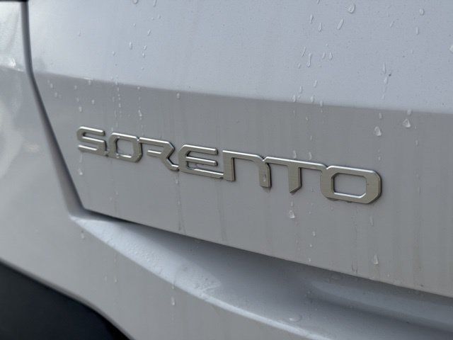 New 2026 Kia Sorento S AWD/4WD image 9