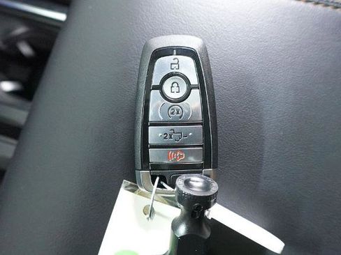 Certified 2023 Ford F150 Raptor image 38