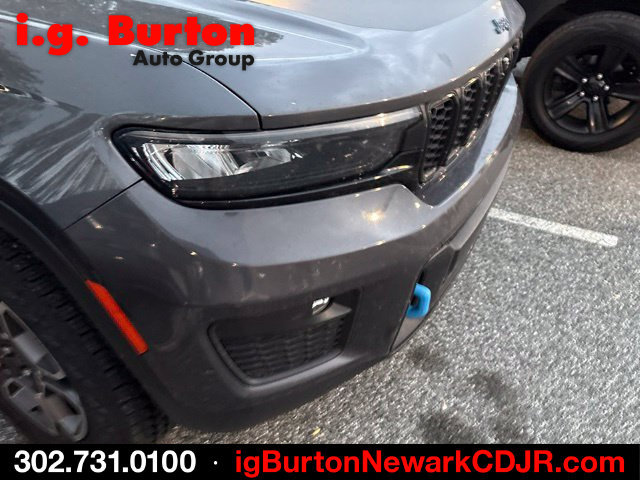 Used 2023 Jeep Grand Cherokee Trailhawk AWD/4WD image 6