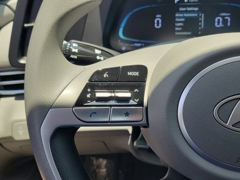 Certified 2026 Hyundai Elantra SE FWD image 7