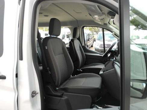 Used 2025 Ford Transit 350 XLT RWD image 17
