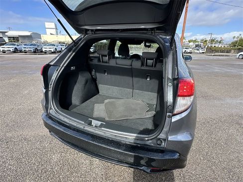 Used 2021 Honda HR-V Sport image 32