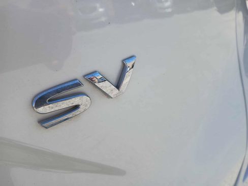 Used 2023 Nissan Murano SV image 17