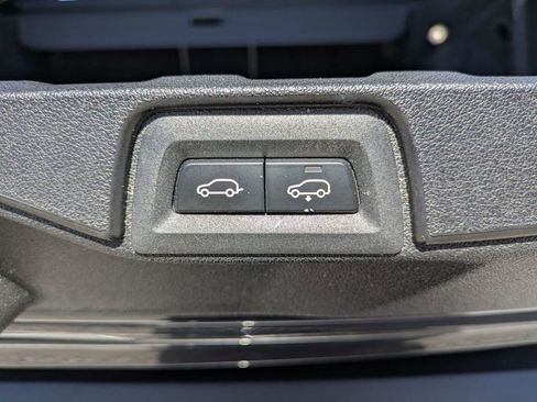 Used 2022 BMW X5 xDrive45e image 22