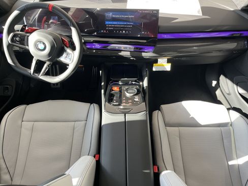 New 2026 BMW M5 Touring image 3