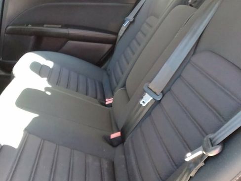 Used 2019 Ford Fusion SE FWD image 8