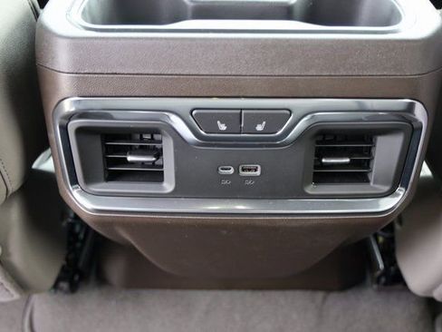 New 2026 GMC Sierra 1500 SLT image 25