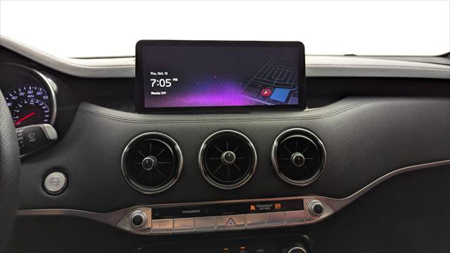 Used 2023 Kia Stinger GT-Line w/ Sun & Sound Package RWD image 29
