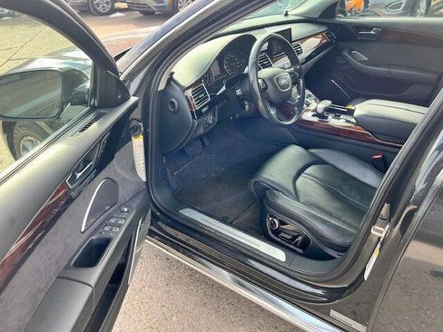 Used 2011 Audi A8 L 4.2 image 9