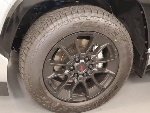 New 2026 Toyota Sequoia Platinum AWD/4WD image 7